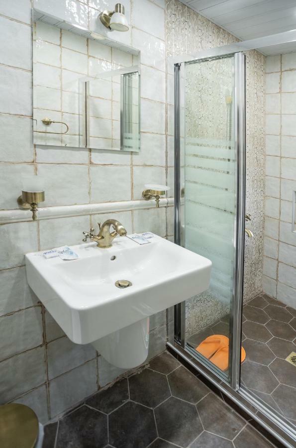 Historic Apartment In The Heart Of The City Veliko Tarnovo Kültér fotó