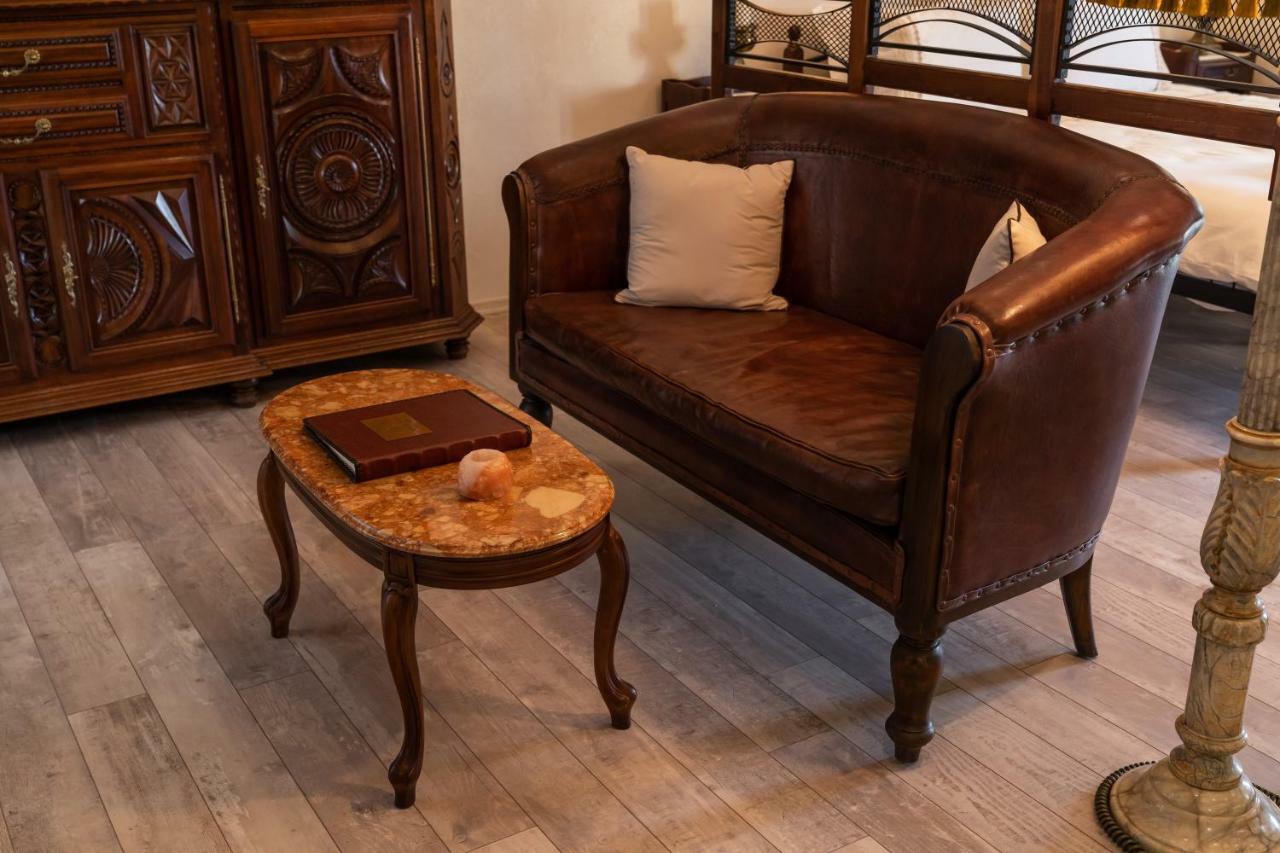 Historic Apartment In The Heart Of The City Veliko Tarnovo Kültér fotó